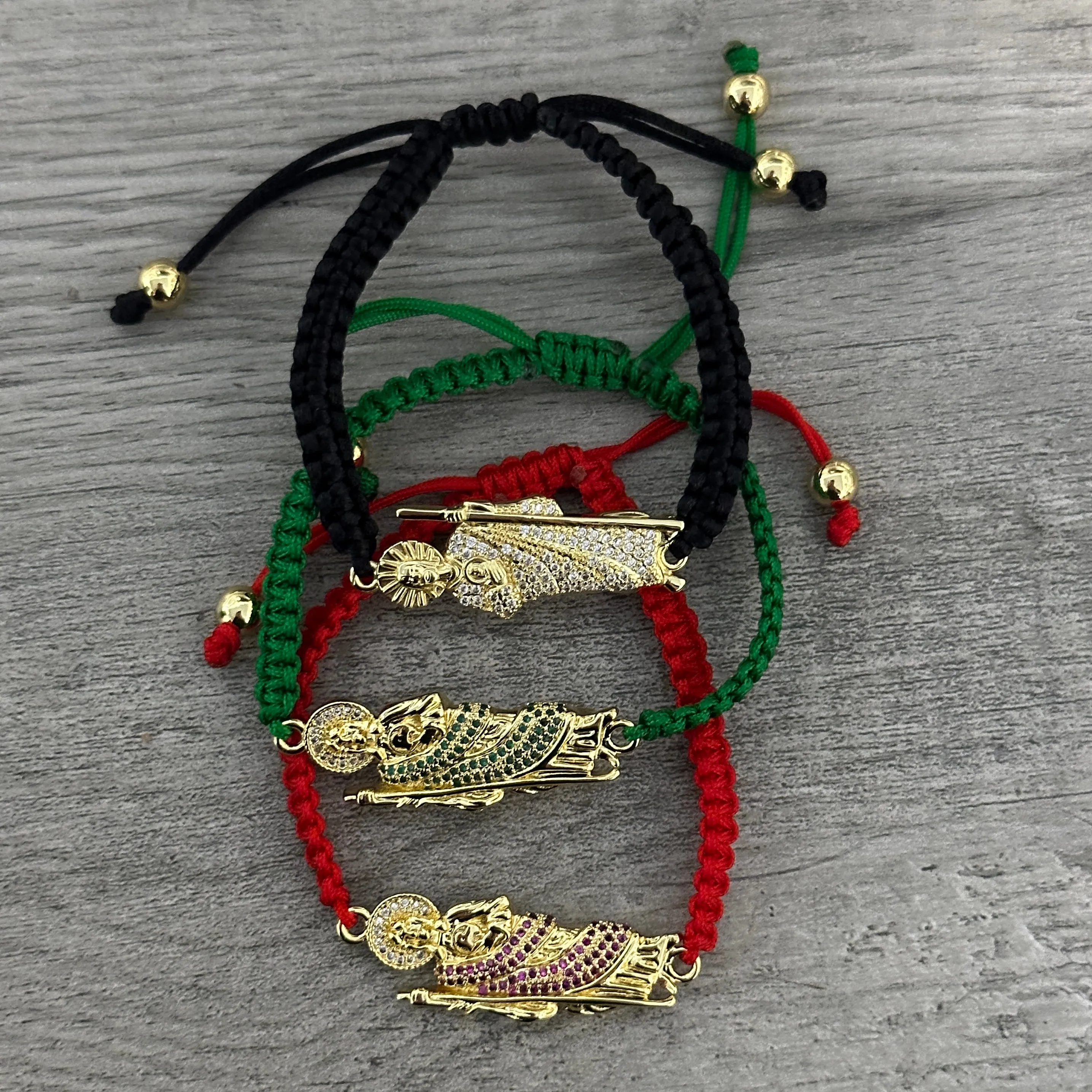 Adjustable 4pcs set bracelet with initial - Red, black or green