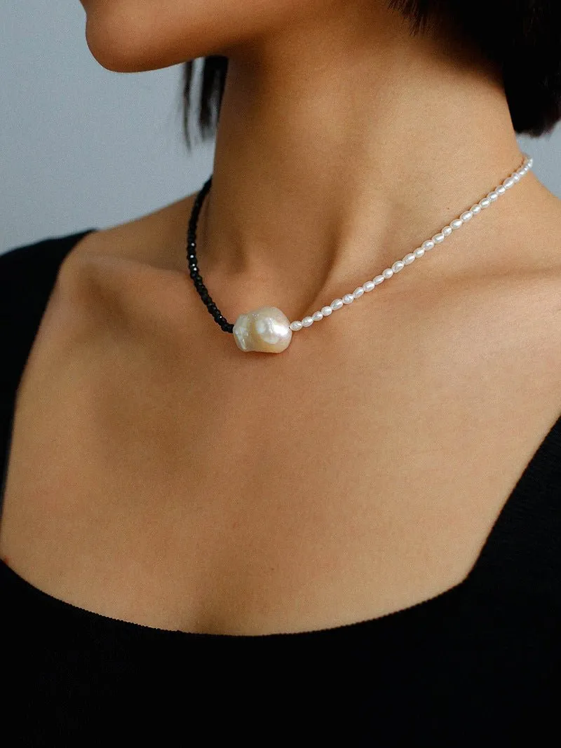 Baroque Pearl Stitching Black Spinel Freshwater Pearl Necklace