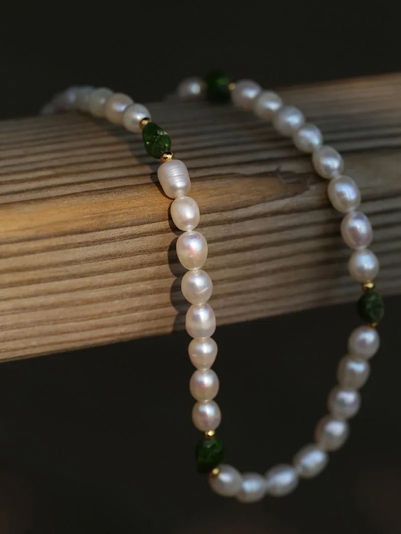 Green Stone Shaped Pearl Necklace