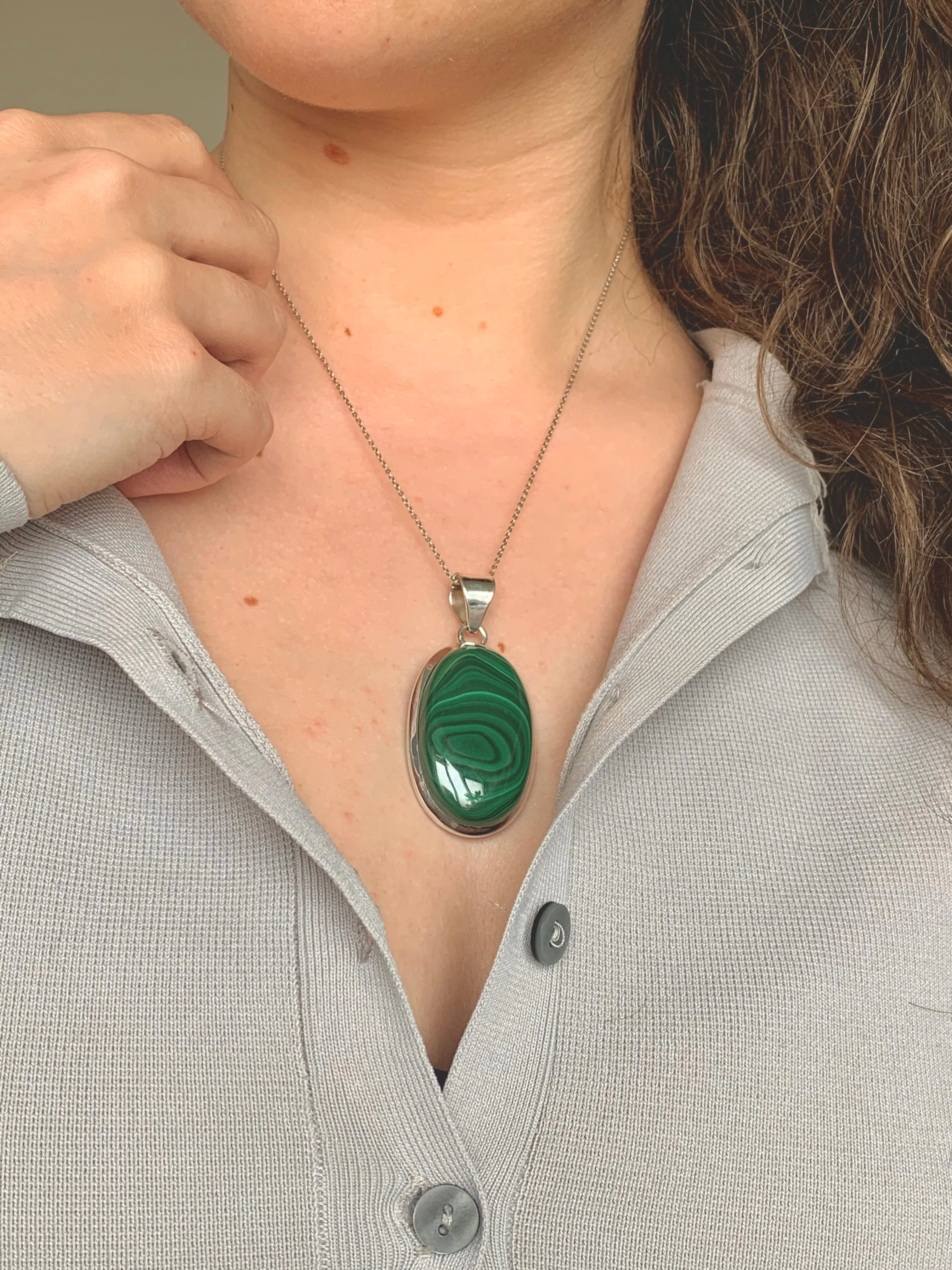 Malachite Naevia Pendant - Large Oval