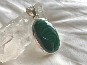 Malachite Naevia Pendant - Large Oval