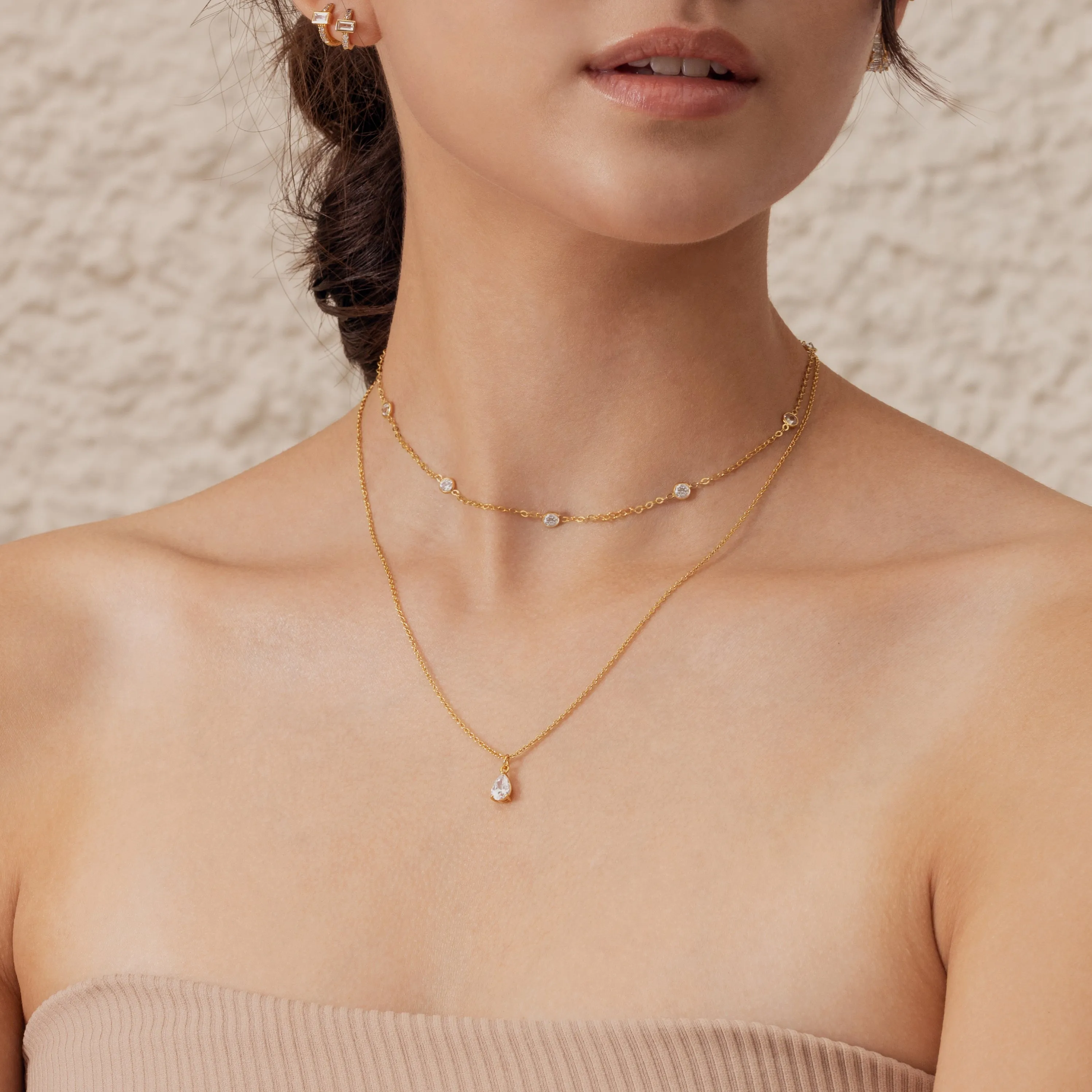 Minimal Teardrop Necklace