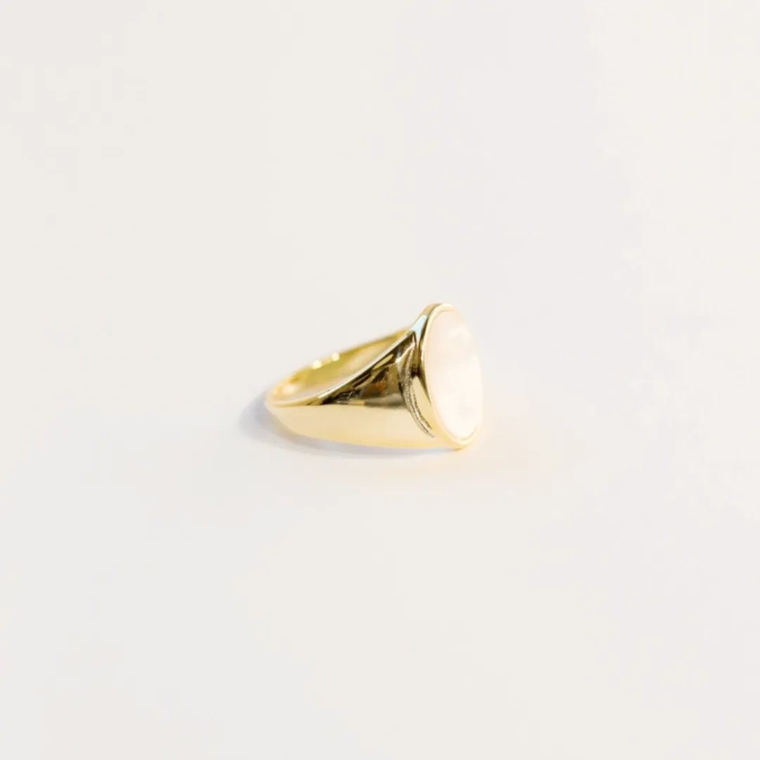 Mother of Pearl Signet Ring, Size 7