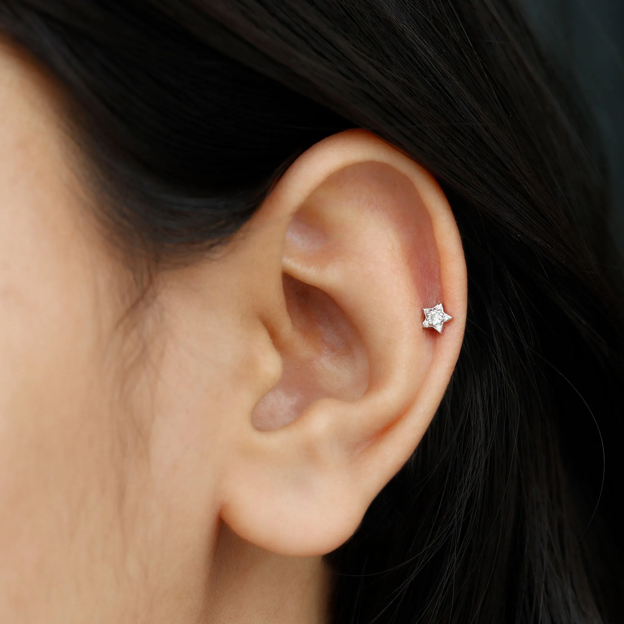 Round Diamond Star Forward Helix Earring